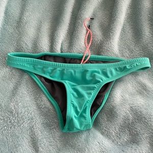 Sea foam Jolyn Bali bottoms